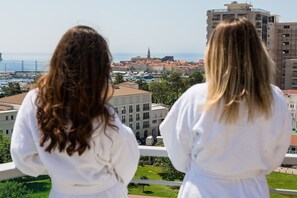 Property grounds - Hotel Plaza (Budva)