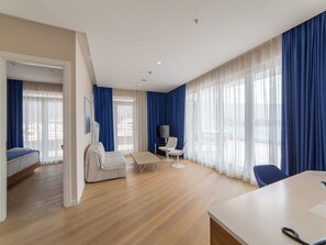 Room - Hotel Plaza (Budva)