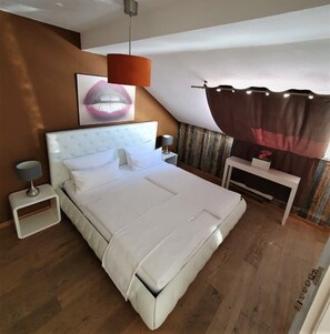 1 bedroom, Frette Italian sheets, premium bedding - Deluxe Studio 9 in der Stadt (Freiburg im Breisgau)
