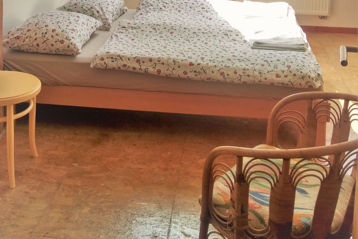 Triple Room | 1 bedroom, desk, iron/ironing board (on request), WiFi (free)