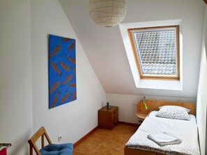 Habitación individual | 1 dormitorio, escritorio, tabla de planchar con plancha y wifi gratis