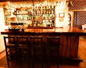 Bar (in der Unterkunft)