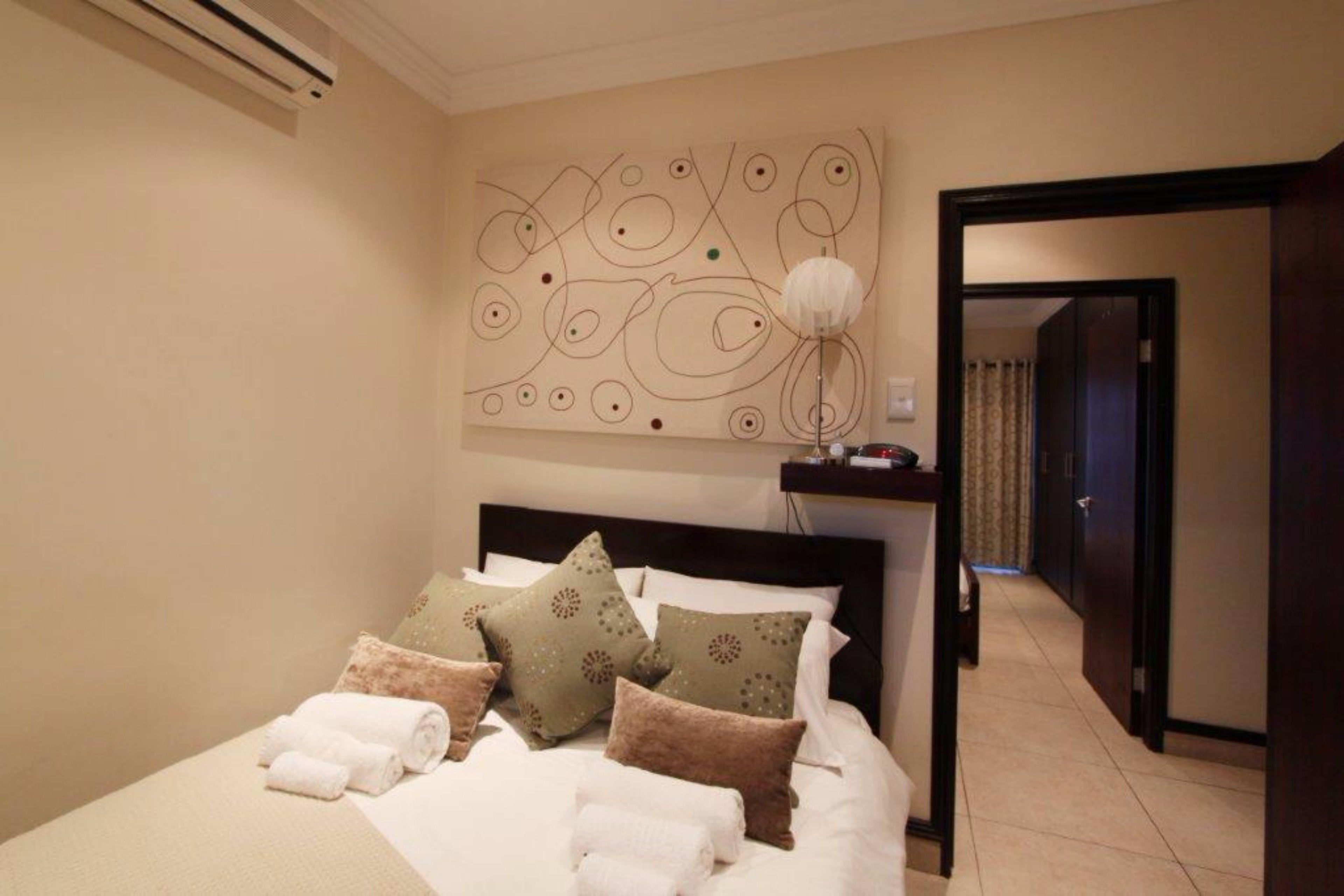 Penthouse Apartment  | 3 bedrooms, in-room safe, iron/ironing board, free WiFi