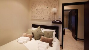 3 habitaciones y caja de seguridad en la habitación 