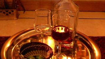 Double Luxury - Room Only | Roupas de cama premium, Wi-Fi de cortesia, roupa de cama