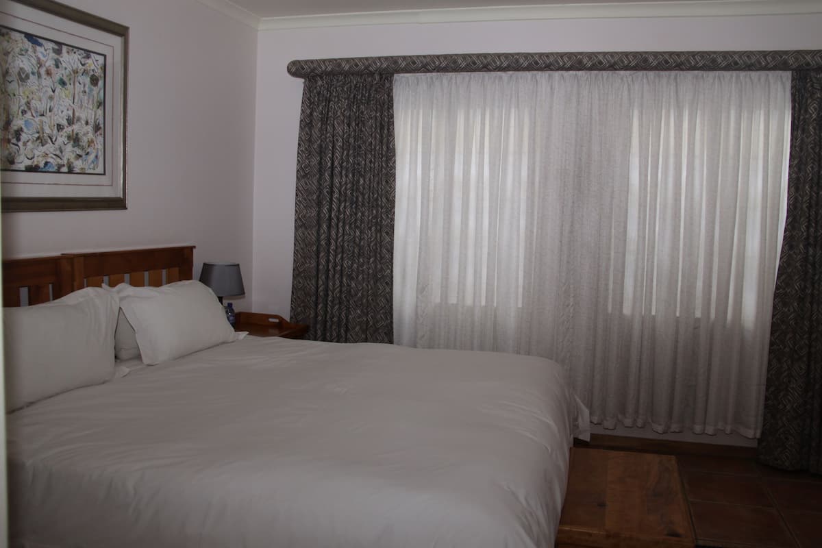 Premium bedding, free WiFi, bed sheets