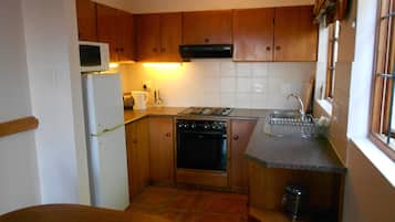 Self Catering apartment 2 guest | Private kitchen | Coffee/tea maker, electric kettle