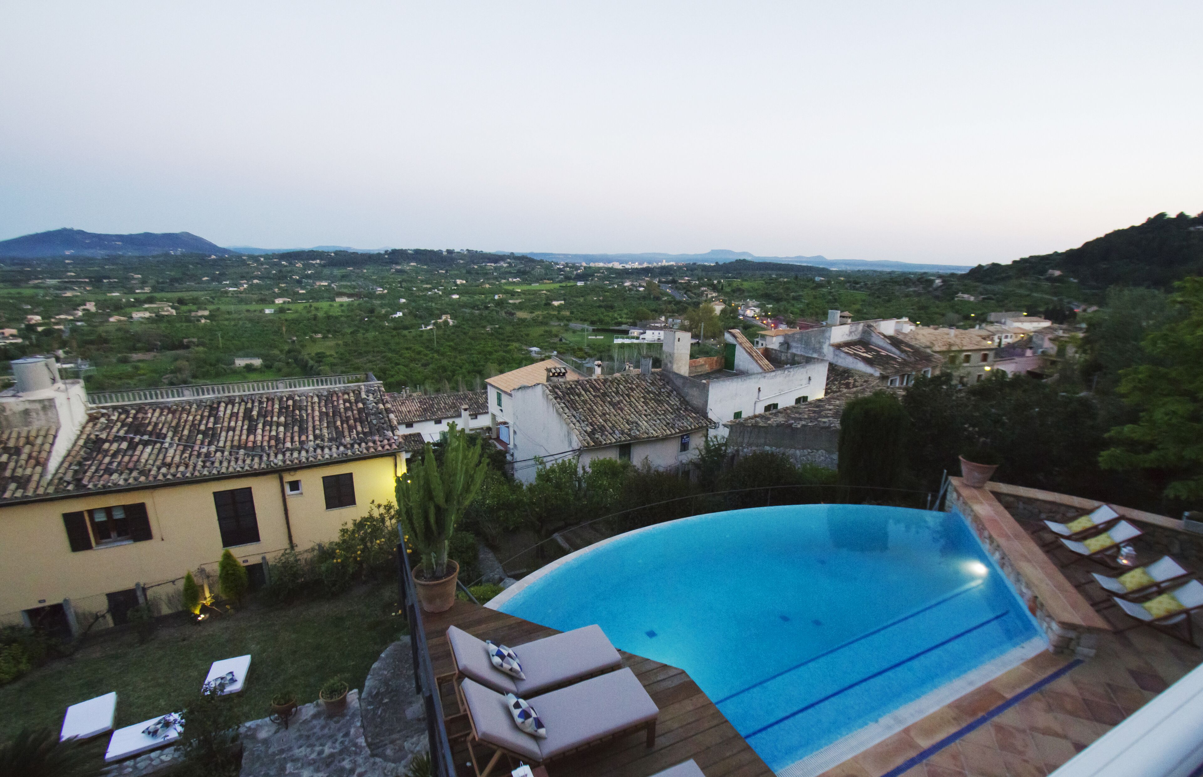 Deluxe Suite, Jetted Tub, Sea View | Vistas desde la habitación