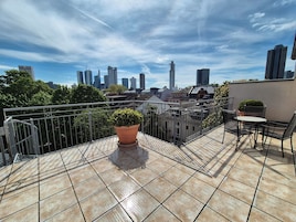 Ropa de cama de alta calidad y minibar