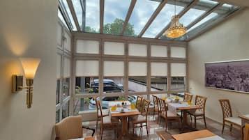 Daily buffet breakfast (EUR 20 per person)