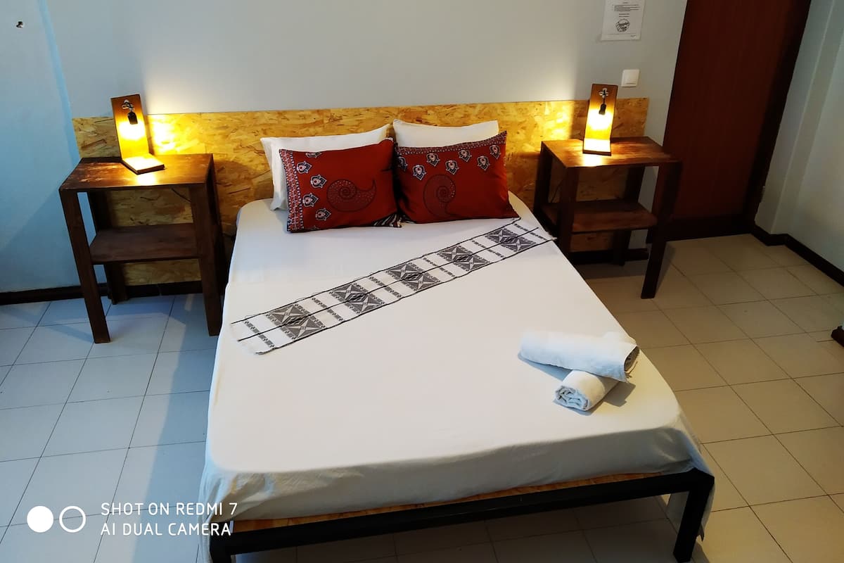 Standard Double Room, 1 Double Bed, Shared Bathroom, City View | Individually decorated, free WiFi, bed sheets
