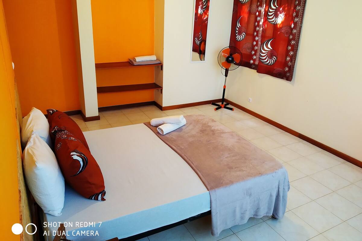 Standard Double Room, 1 Double Bed, Shared Bathroom, City View | Individually decorated, free WiFi, bed sheets