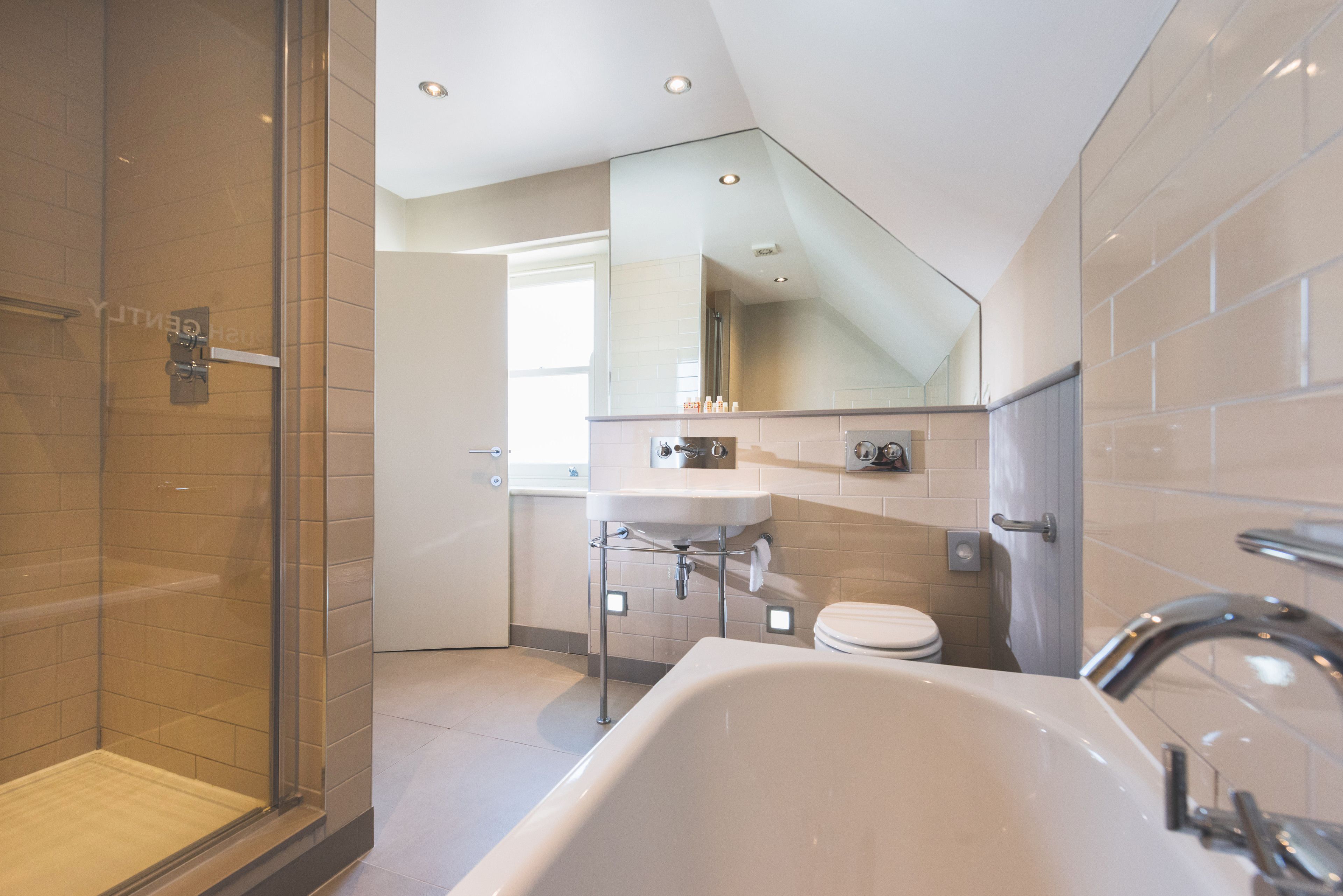 Photo - The Wellington