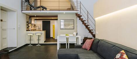 Frette Italian sheets, premium bedding, down comforters