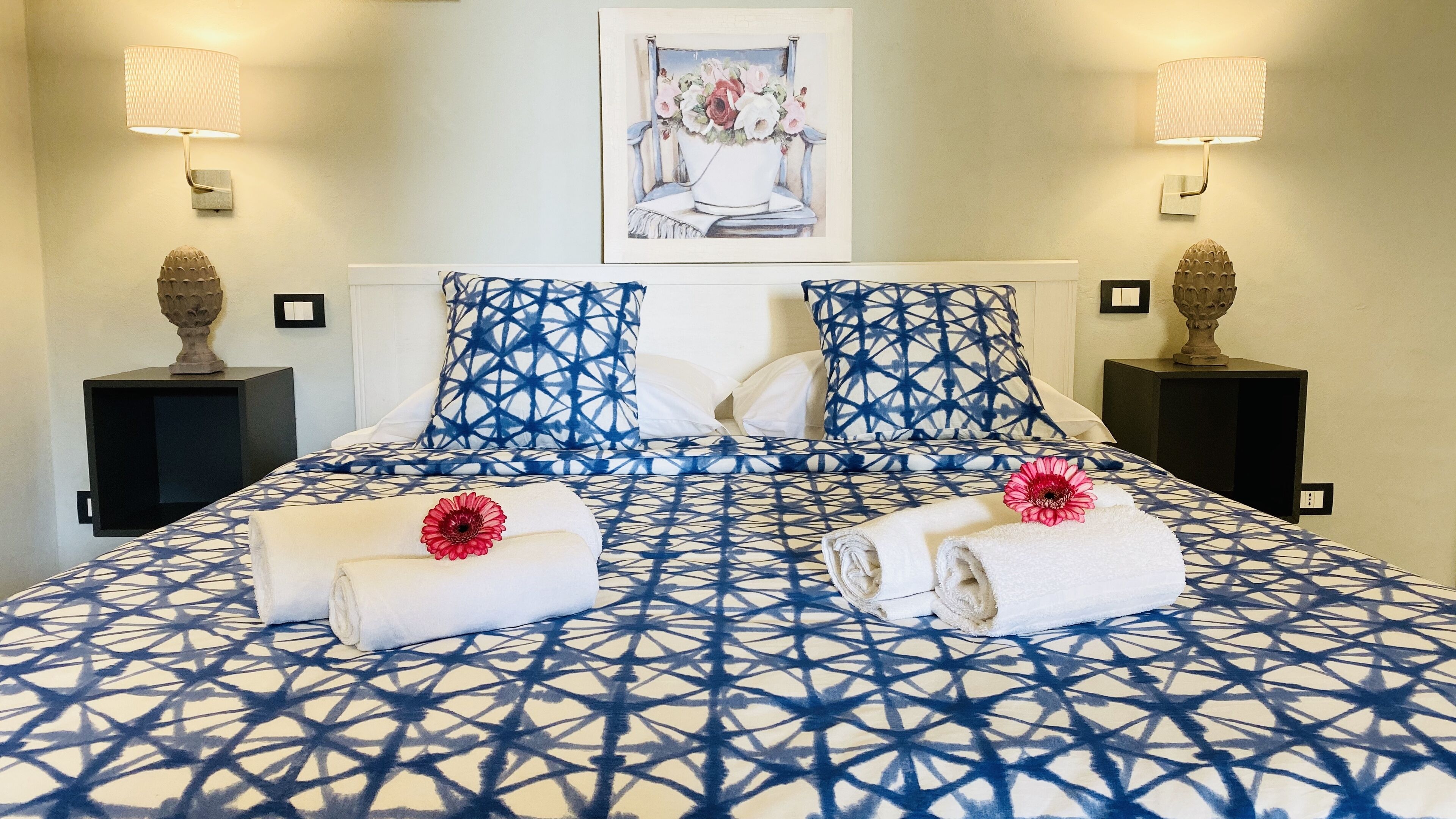 防过敏的被褥、羽绒被、迷你吧、办公桌