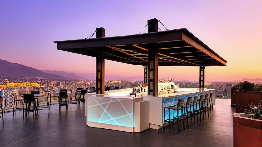 AC Hotel by Marriott® Santiago Cenco Costanera