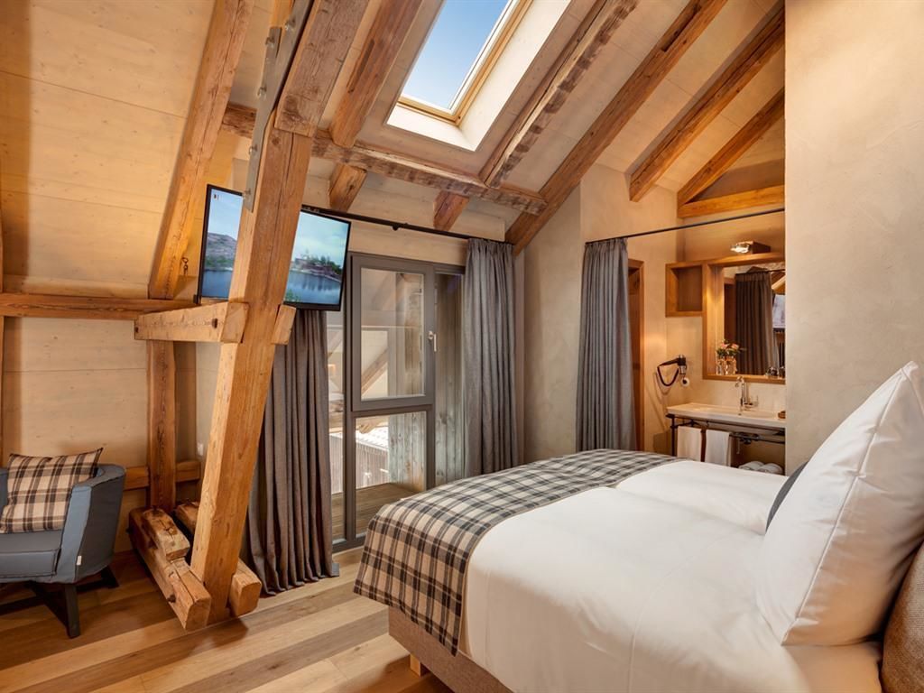 In-room safe, desk, blackout drapes, iron/ironing board