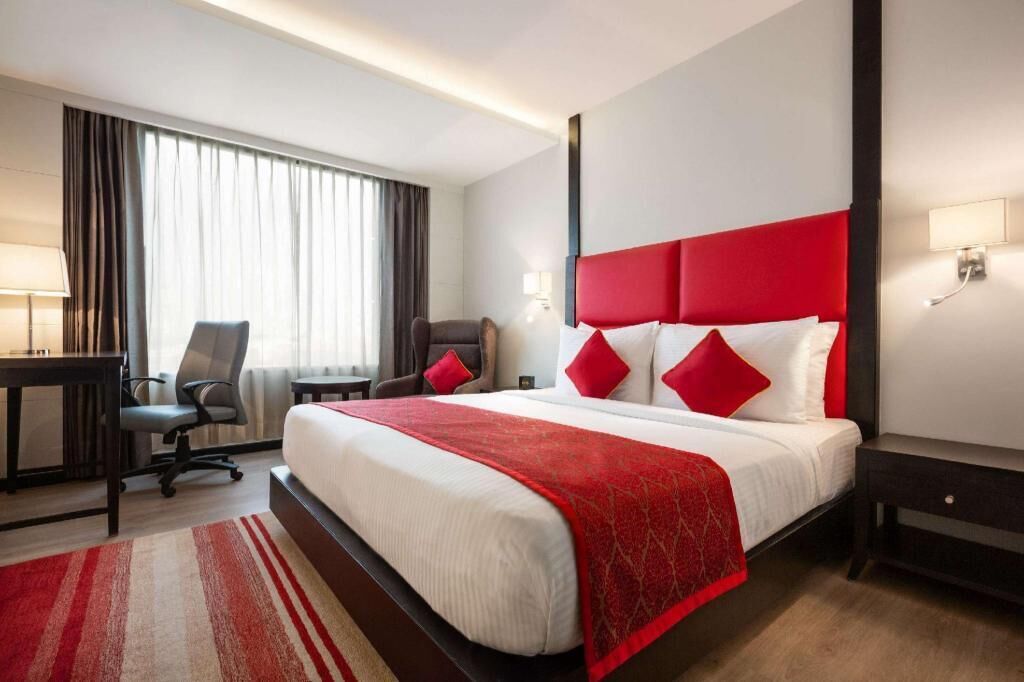 Premium bedding, minibar, in-room safe, desk