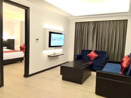 Ropa de cama de alta calidad y minibar 