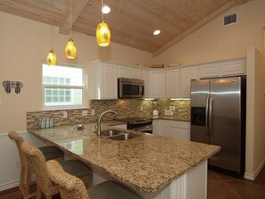 Condo, 3 Bedrooms | Private kitchen | Fridge, microwave, coffee/tea maker - Pirate s Choice PB111 (Port Aransas)