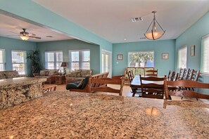 House, 5 Bedrooms | 5 bedrooms, free WiFi