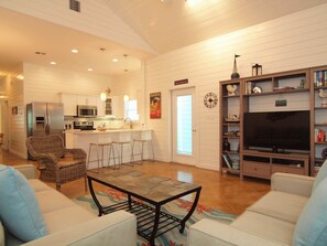 Leilighet, 3 soverom | Oppholdsområde | DVD-spiller