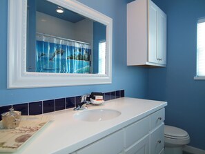 House, 6 Bedrooms | Bathroom
