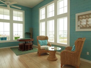 Talo, 6 makuuhuonetta | Oleskelualue | DVD-soitin