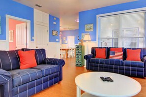 DVD player - Blue Marlin Beach House MR217 (Port Aransas)