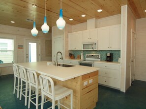 In-room dining - Beach Bound VW95 (Port Aransas)