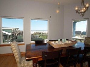 House, 4 Bedrooms | In-room dining - Ocean Sounds 2086SP (Port Aransas)