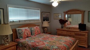 Condo, 2 quartos | 2 quartos, Wi-Fi de cortesia, roupa de cama