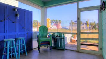 Nhà, 4 phòng ngủ | Hiên