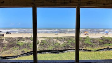 Pemandangan dari properti