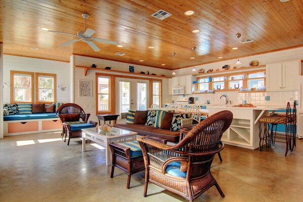 Casa, 3 habitaciones | Área de sala de estar