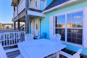 House, 5 Bedrooms | Terrace/patio