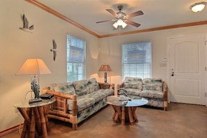 Condo, 4 Bedrooms | Living area