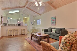 Condo, 3 Bedrooms | Living area - Walk The Plank PB109 (Port Aransas)