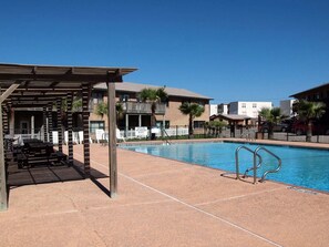 Outdoor pool - Shore Thing SIV39 (Port Aransas)