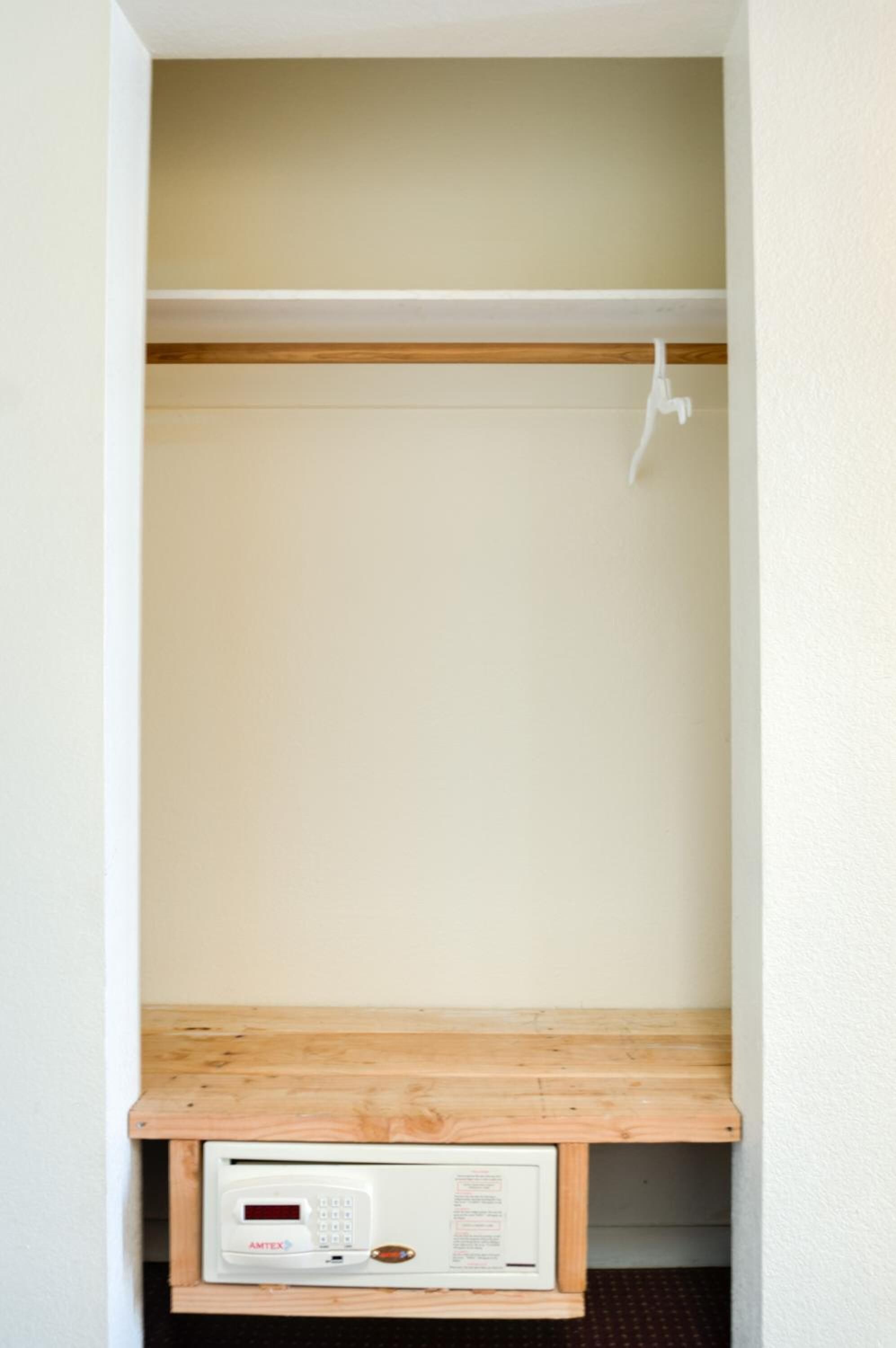 객실 내 금고, 책상, 무료 WiFi