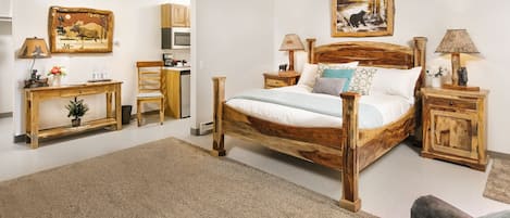 Quarto, 1 cama Queen | Roupas de cama premium, edredons de pluma, camas com colchões pillow-top