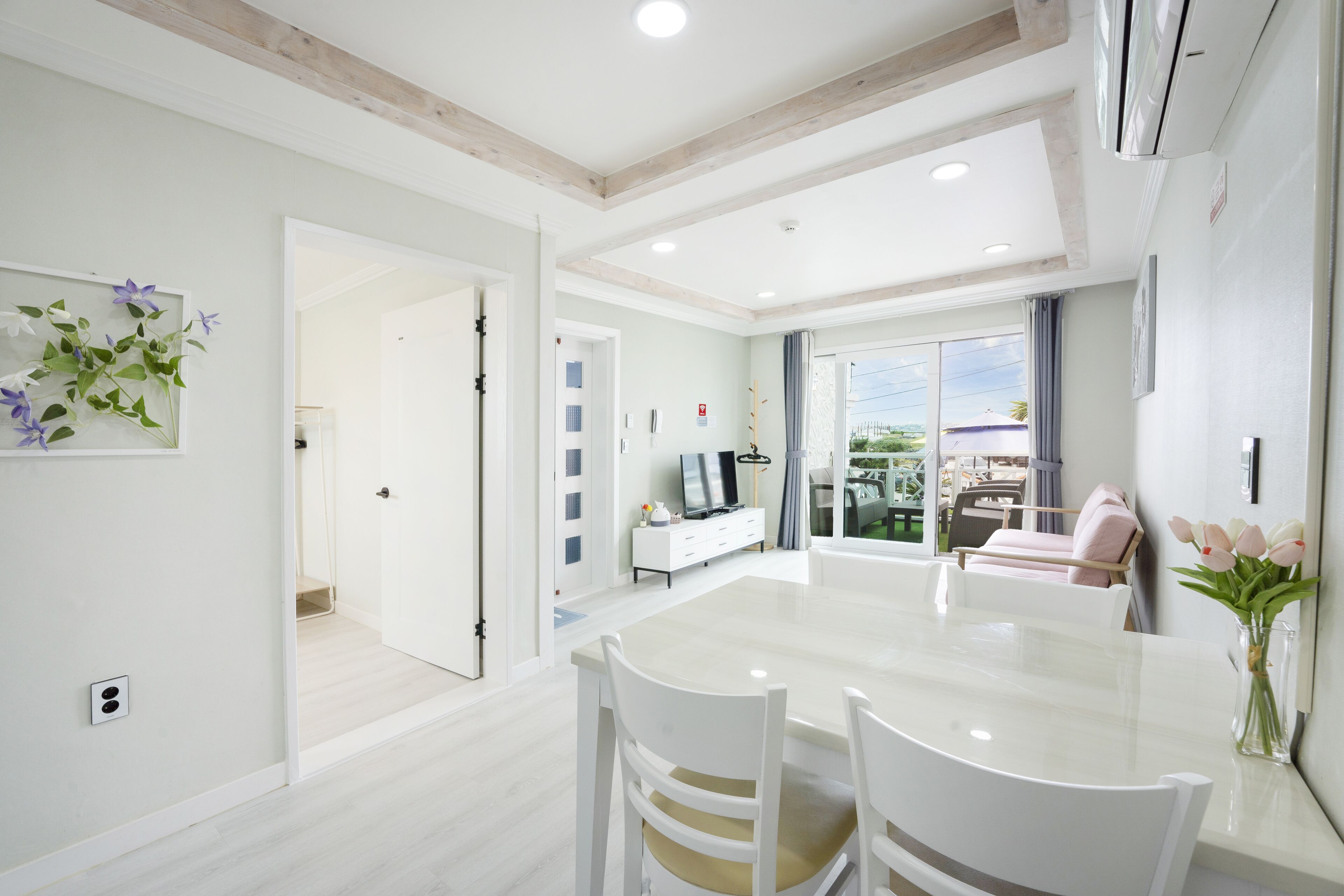 Classic Apartment | Individually decorated, laptop workspace, soundproofing