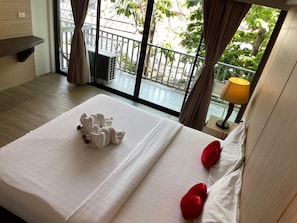 In-room safe, blackout drapes, free WiFi - A Plus Deluxe Hotel (Satun)