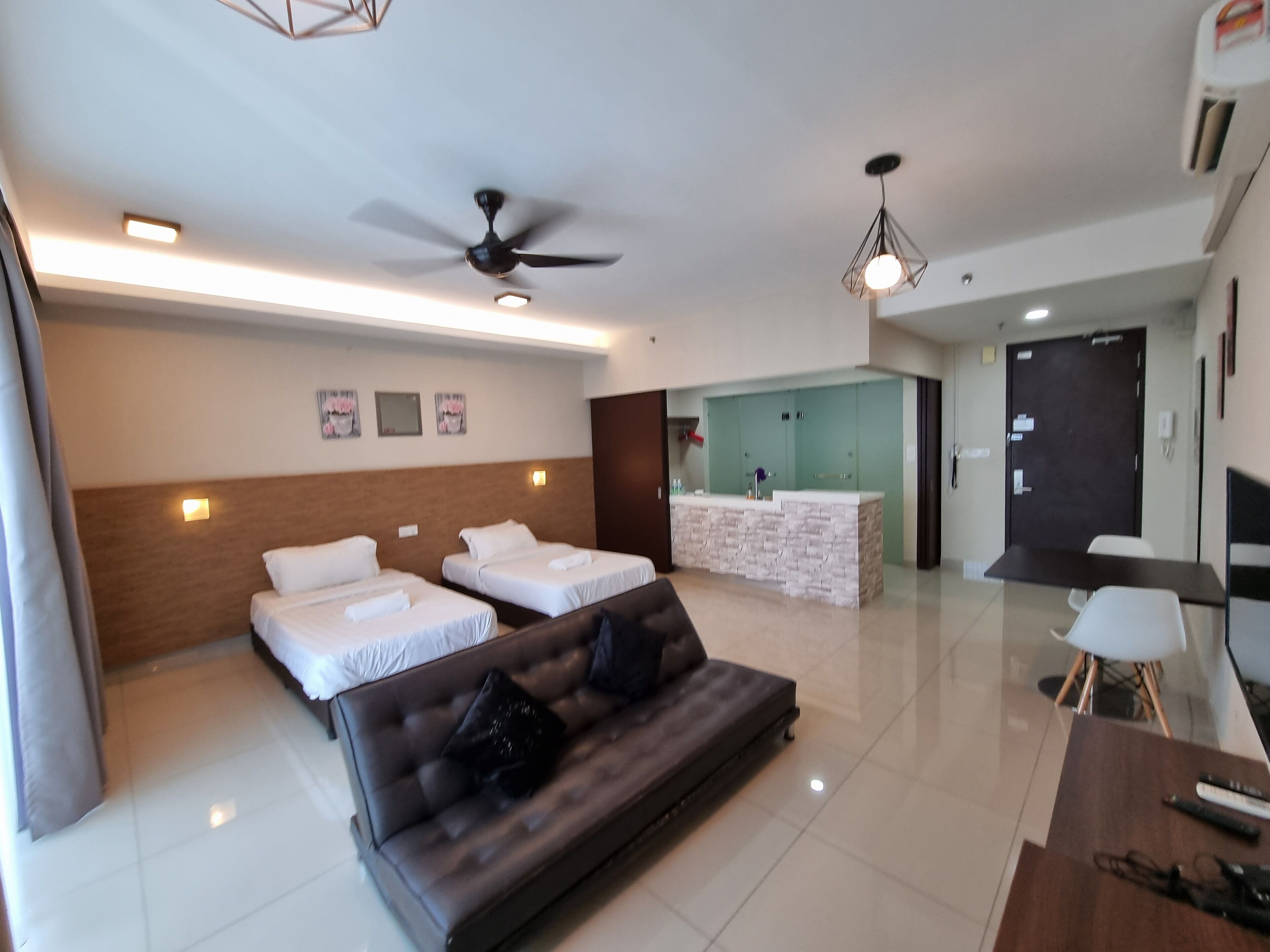 Desk, iron/ironing board, free WiFi, bed sheets