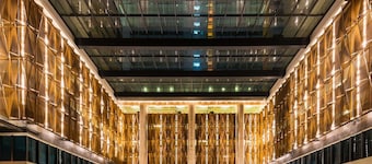 De Houz - Trefoil Setia Alam Home Stay