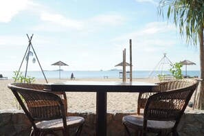 Breakfast, lunch, dinner served; international cuisine, beach views  - Bann Pae Cabana (Rayong)