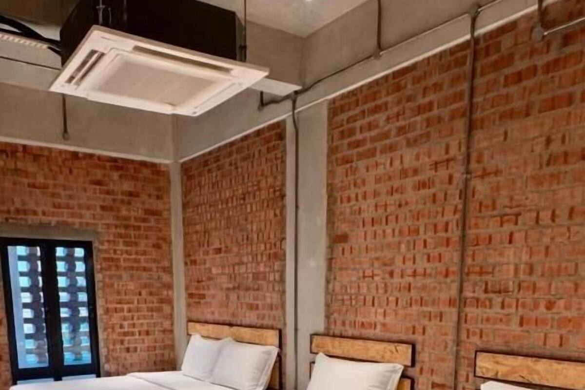 Family Studio Suite | 1 bedroom, iron/ironing board (on request), free WiFi