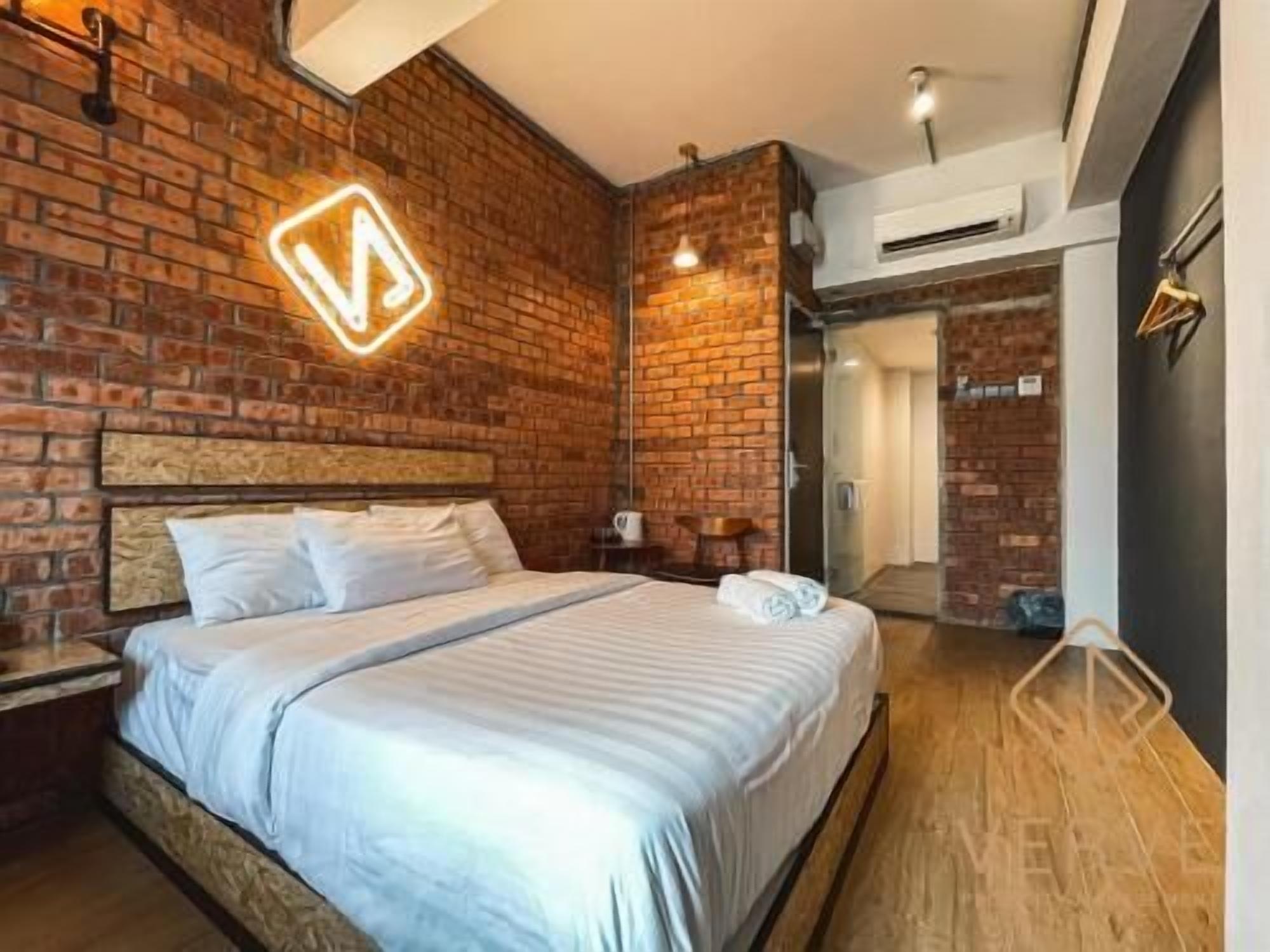 1 bedroom, iron/ironing board, free WiFi