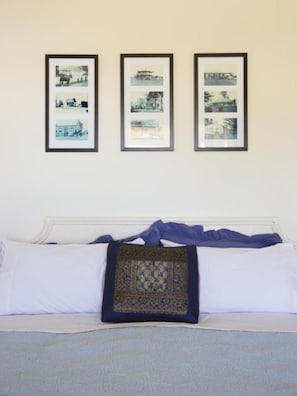 The Beachcomber B&B Room with Sea View | Individually decorated, individually furnished, iron/ironing board - Mangawhai Lodge (Mangawhai)