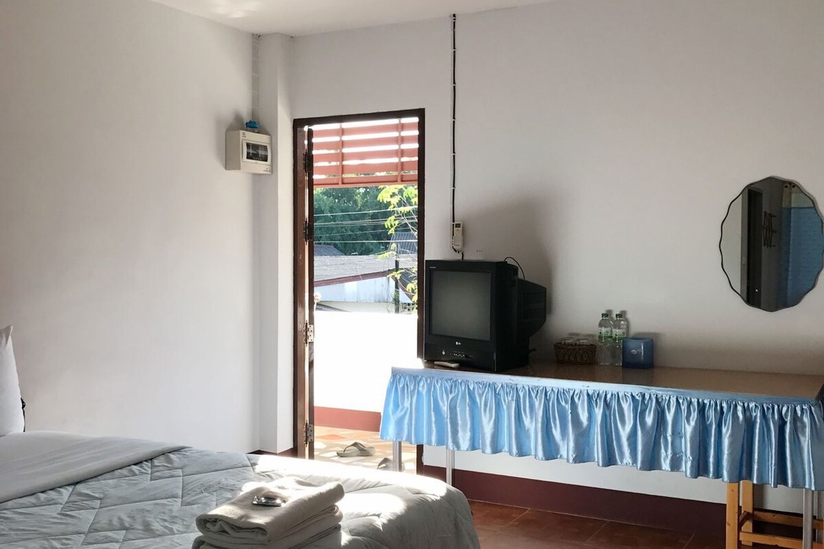 Desk, blackout drapes, rollaway beds (surcharge), WiFi (free)